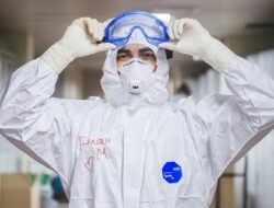 aseptic gowning Essentials for a Safe Environment